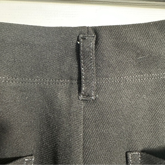 Max Studio wide leg, high rise crops, contrast stitching, zip front, no size tag - Picture 9 of 11